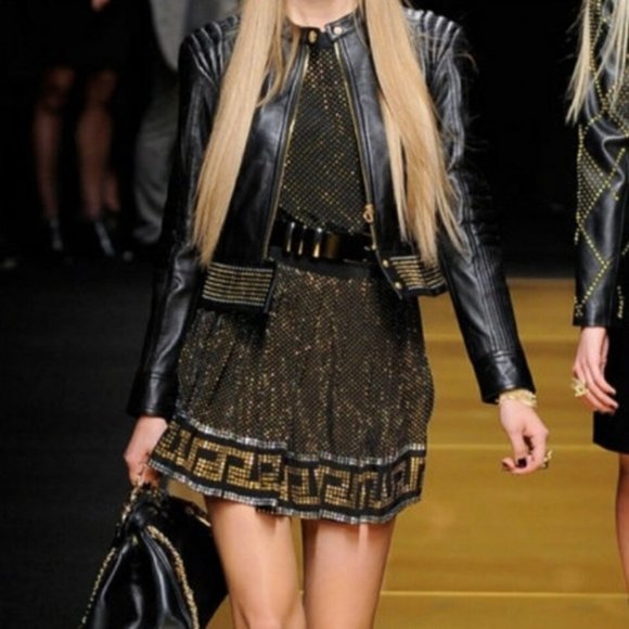 RARE Versace x H&M Studded Pleated Mini Black Skirt - Picture 9 of 9